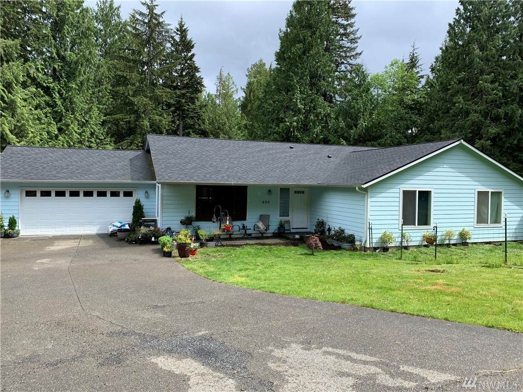 890 Griffiths Lane - Photo 1