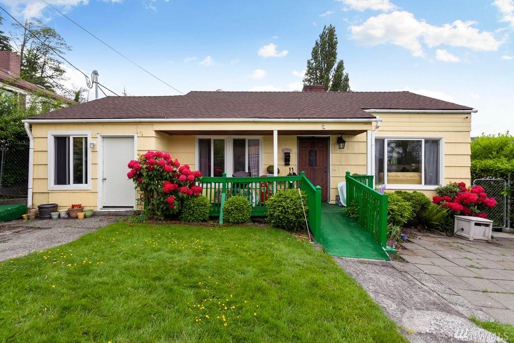 1737 Shelton Street - Photo 1
