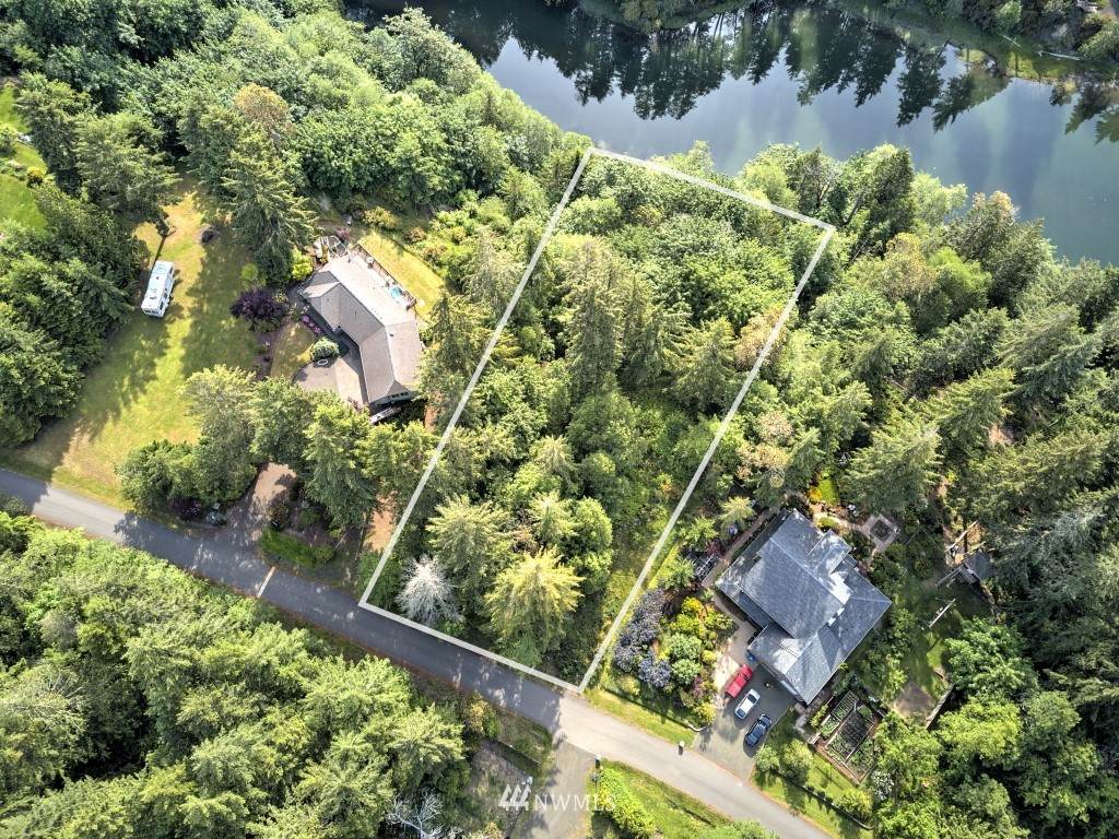 971 Wilson Way - Photo 1