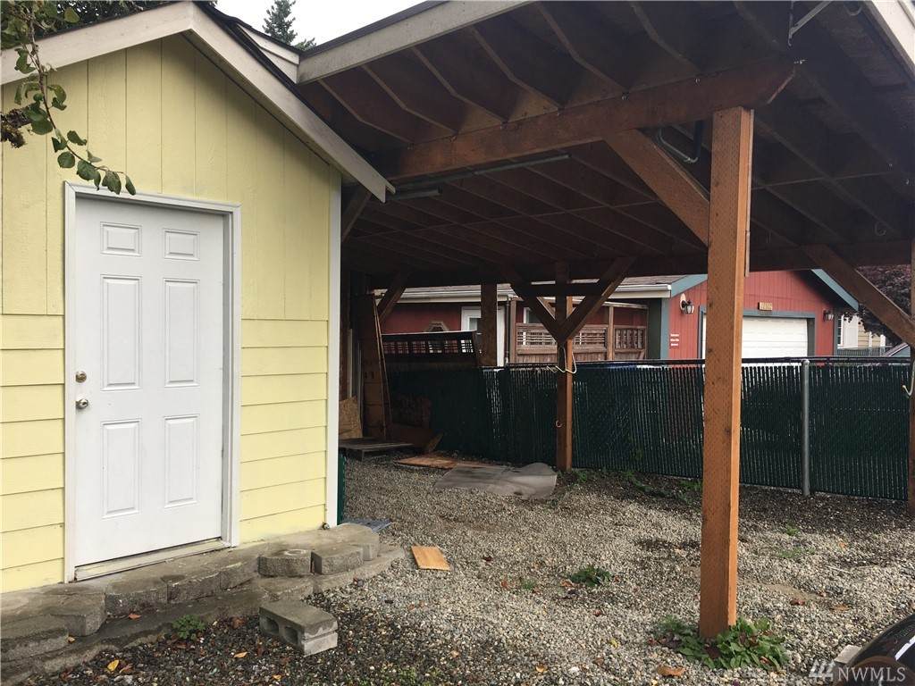 16432 108th Avenue - Photo 1