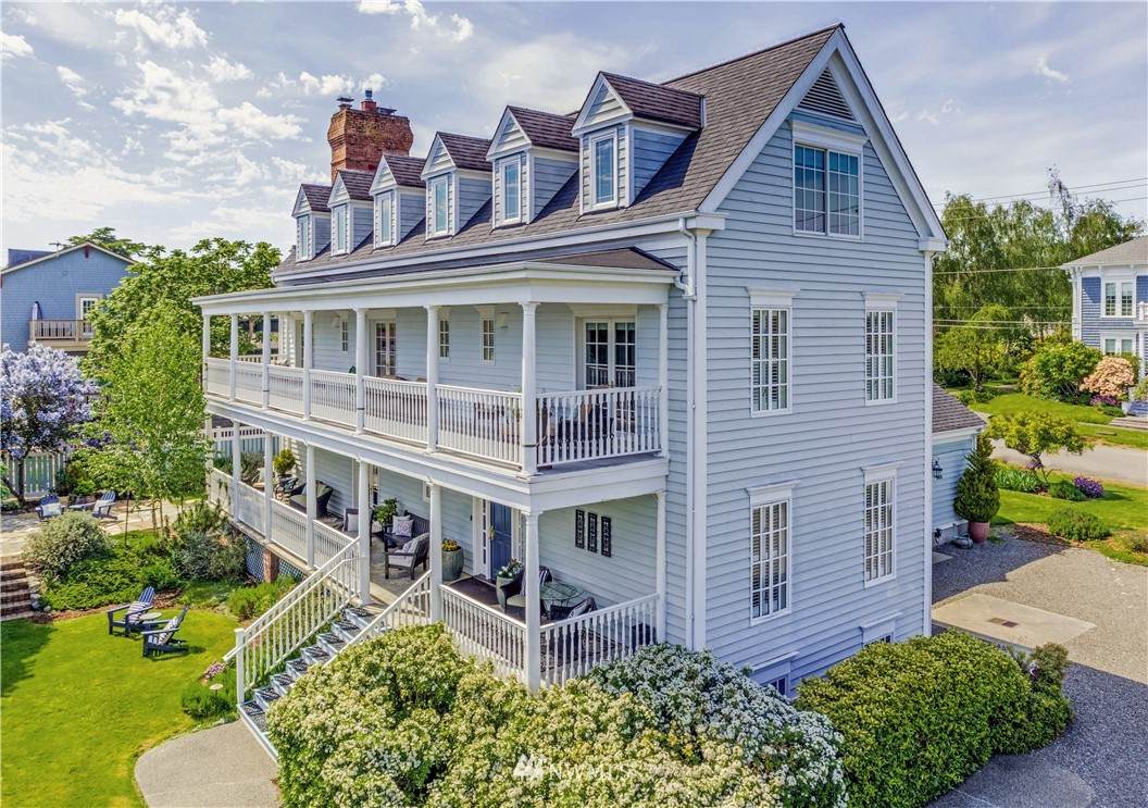 533 Quincy Street - Photo 1