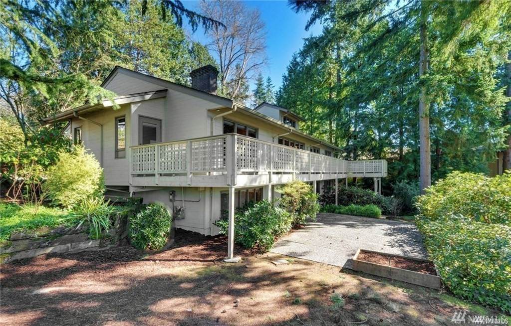 2037 87th Ave - Photo 1