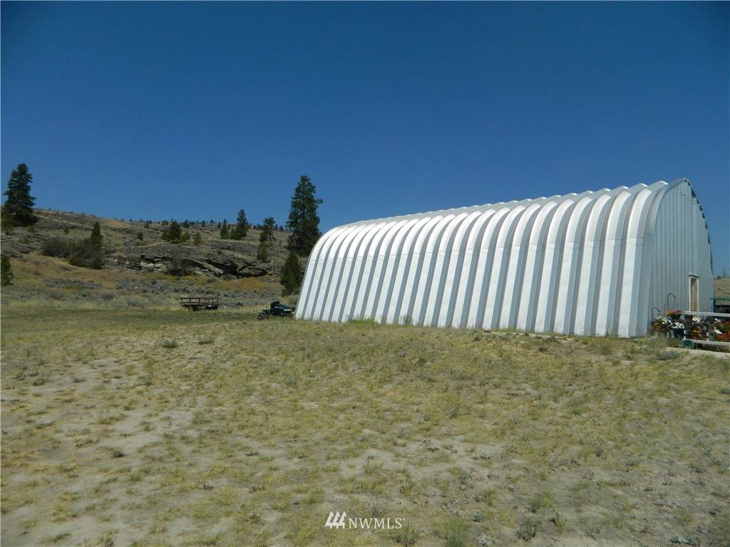 875 Highway 20 - Photo 1