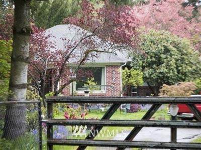 4325 Sunset Boulevard - Photo 1