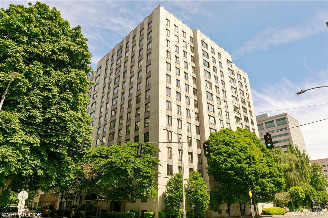 1105 Spring St - Photo 1