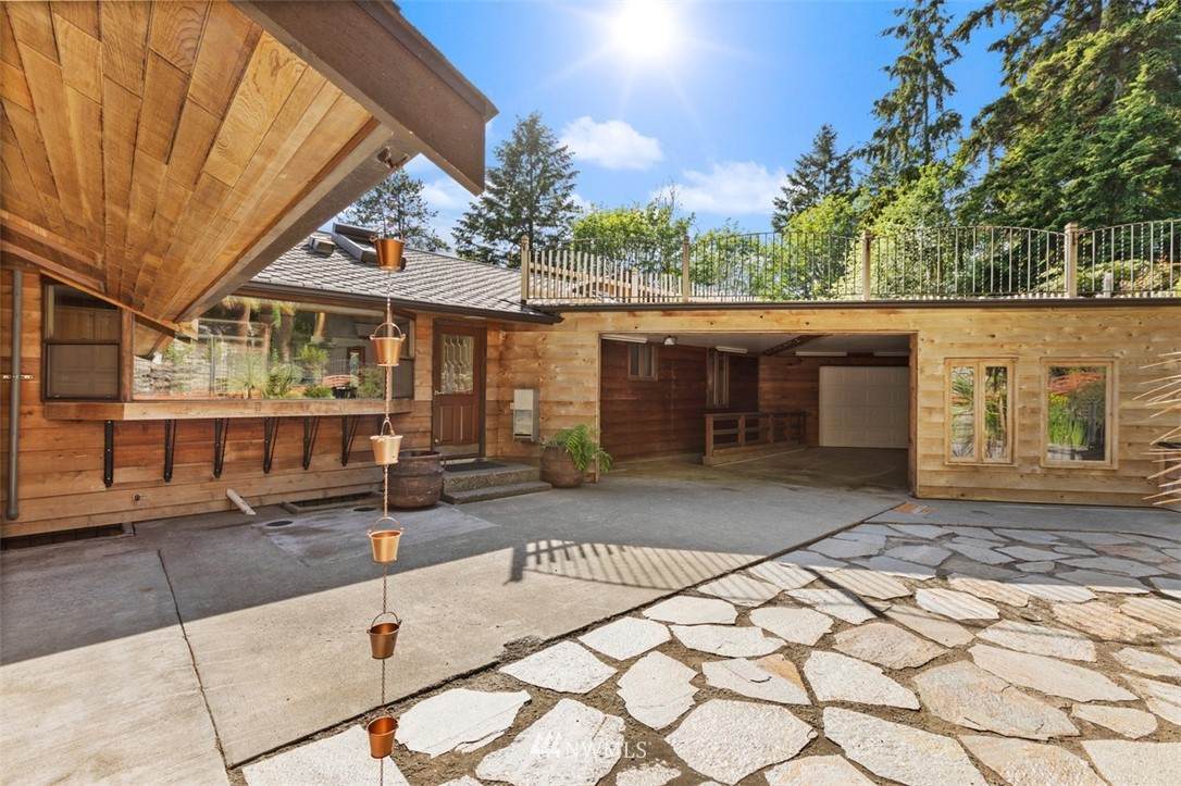 856 114th Street - Photo 1