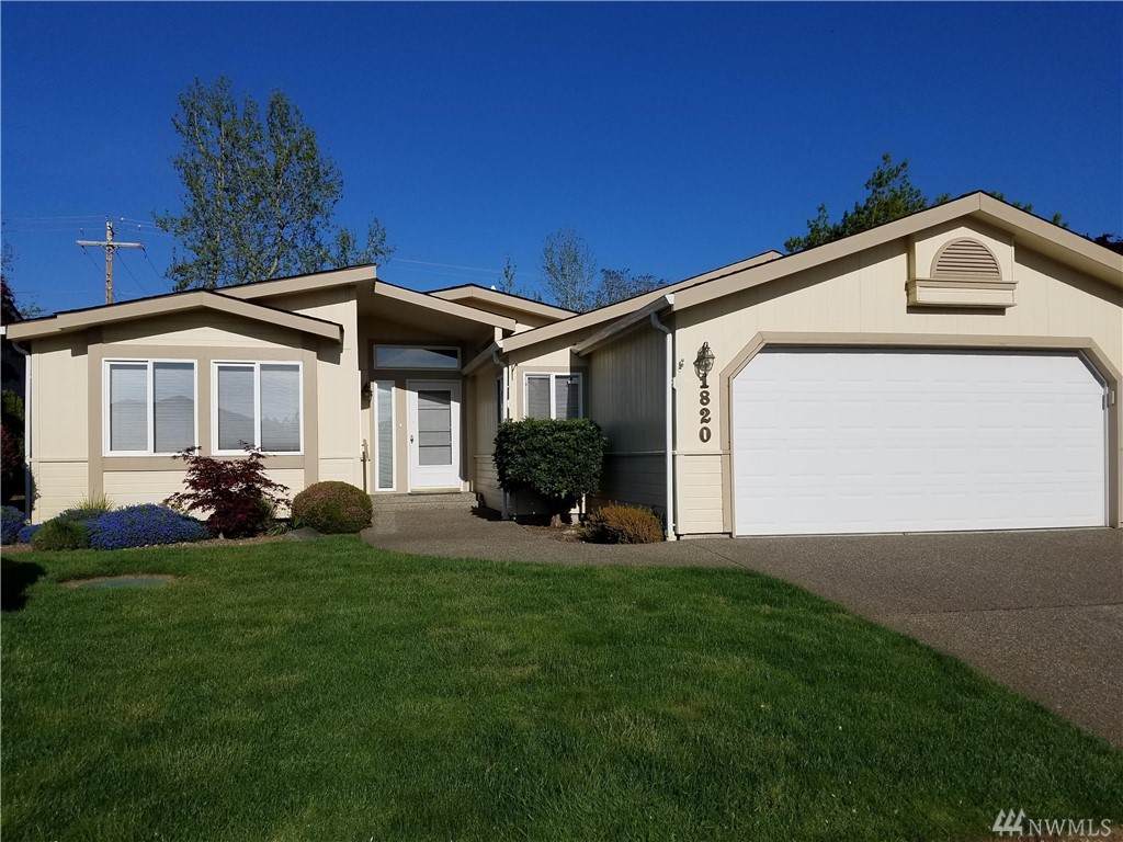 1820 Hollyhock Lane - Photo 1