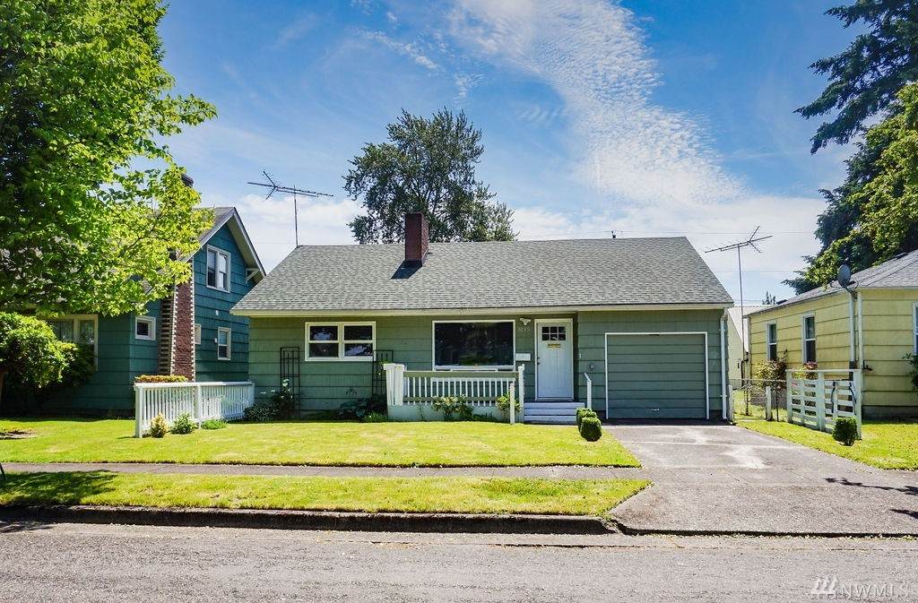 3039 Fir St - Photo 1