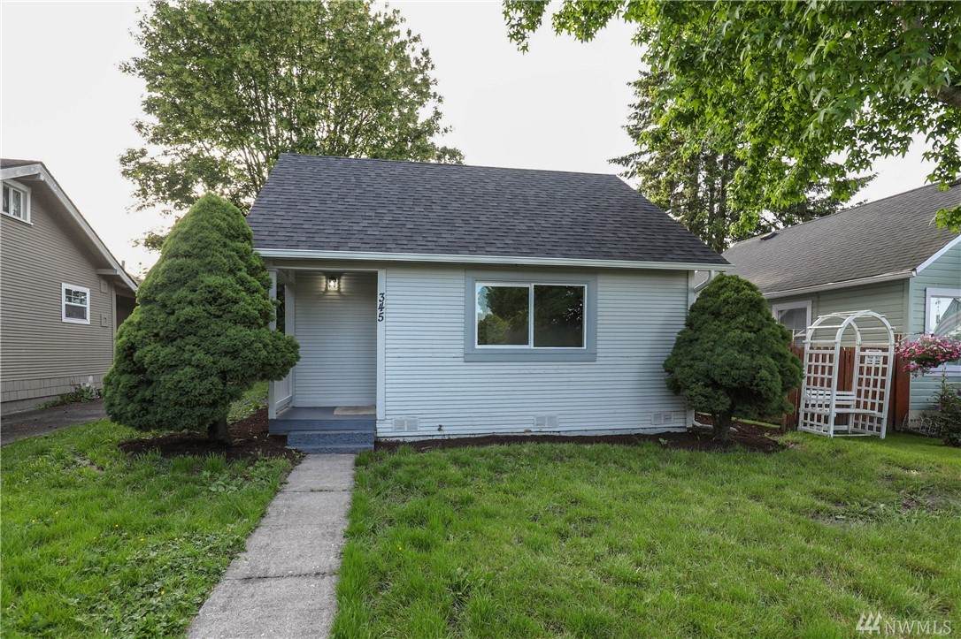 345 25th Avenue - Photo 1