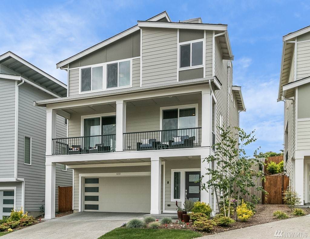 8221 118th Ct - Photo 1