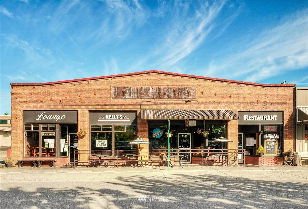 1442 Cole St - Photo 1