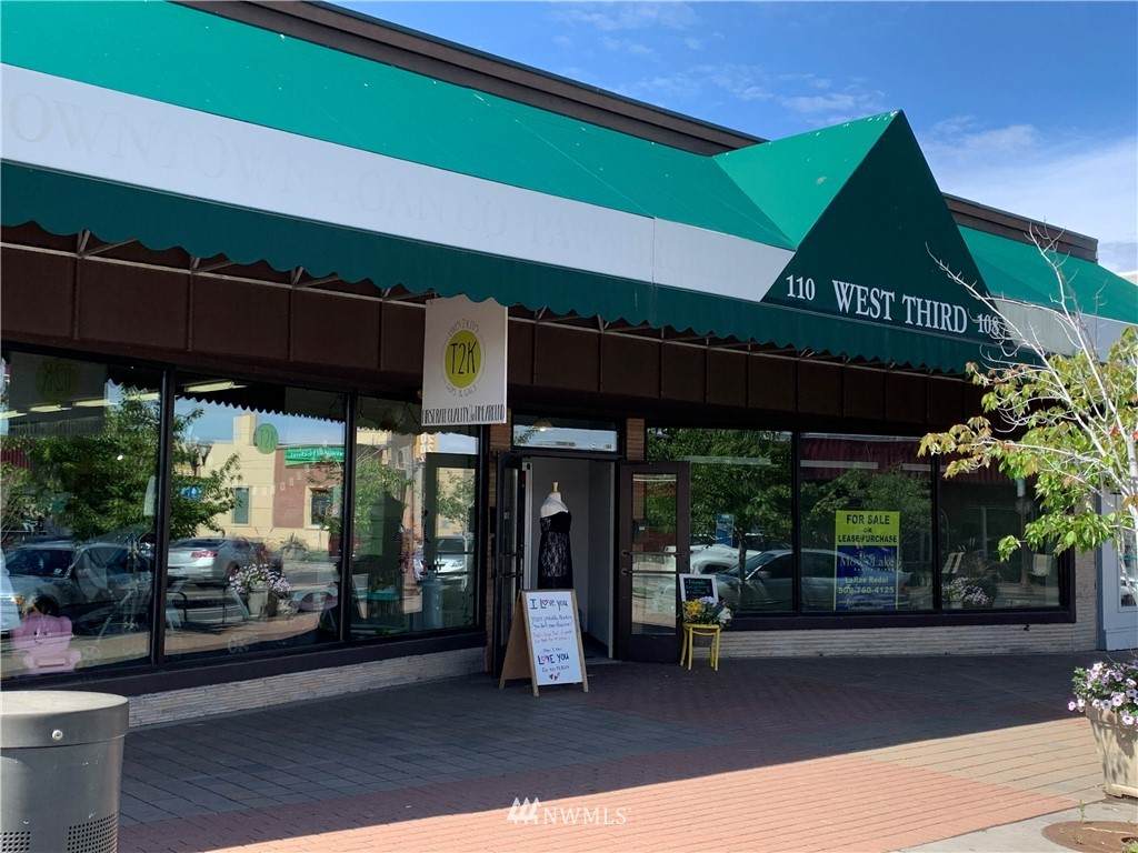 108 Third Avenue - Photo 1