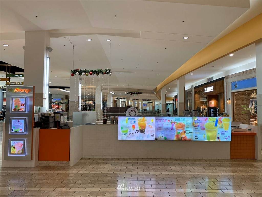 2800 Southcenter Mall Avenue - Photo 1