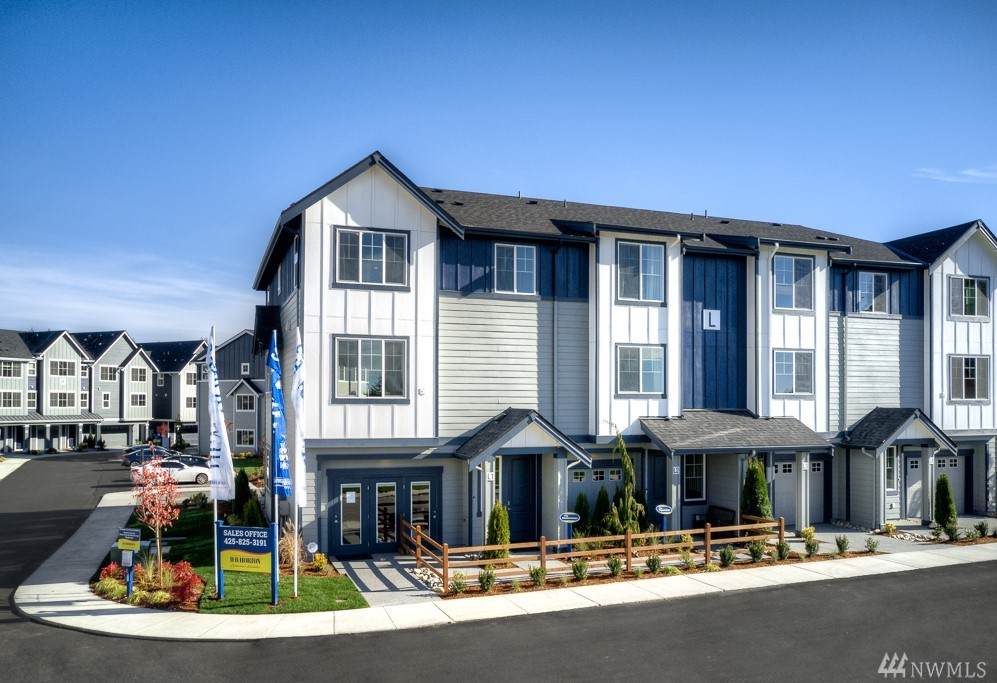 1621 Seattle Hill Road - Photo 1