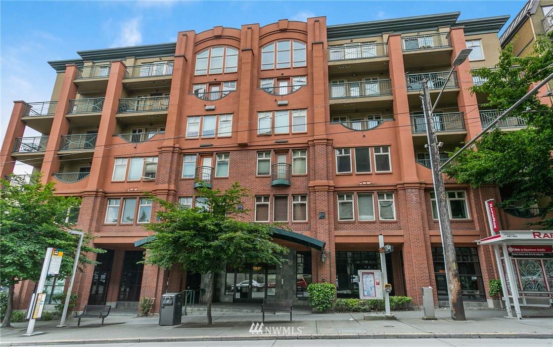123 Queen Anne Avenue - Photo 1