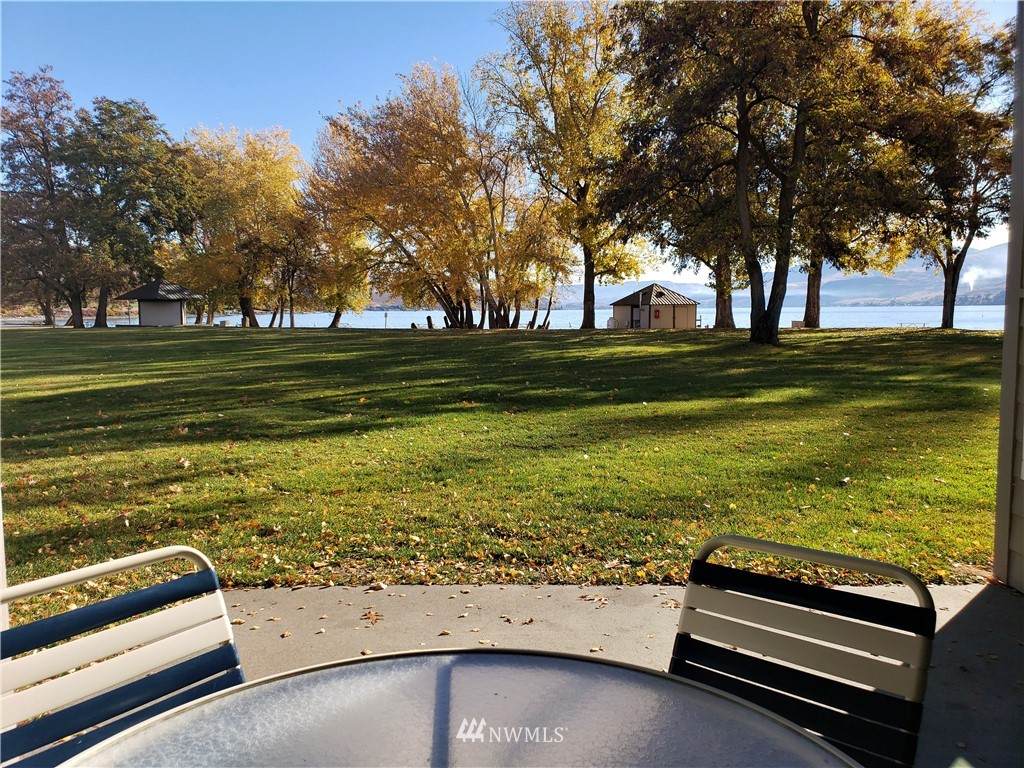 1 Beach 535-M - Photo 1
