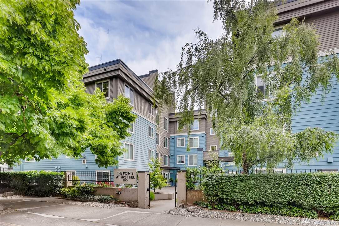 300 10th Ave - Photo 1