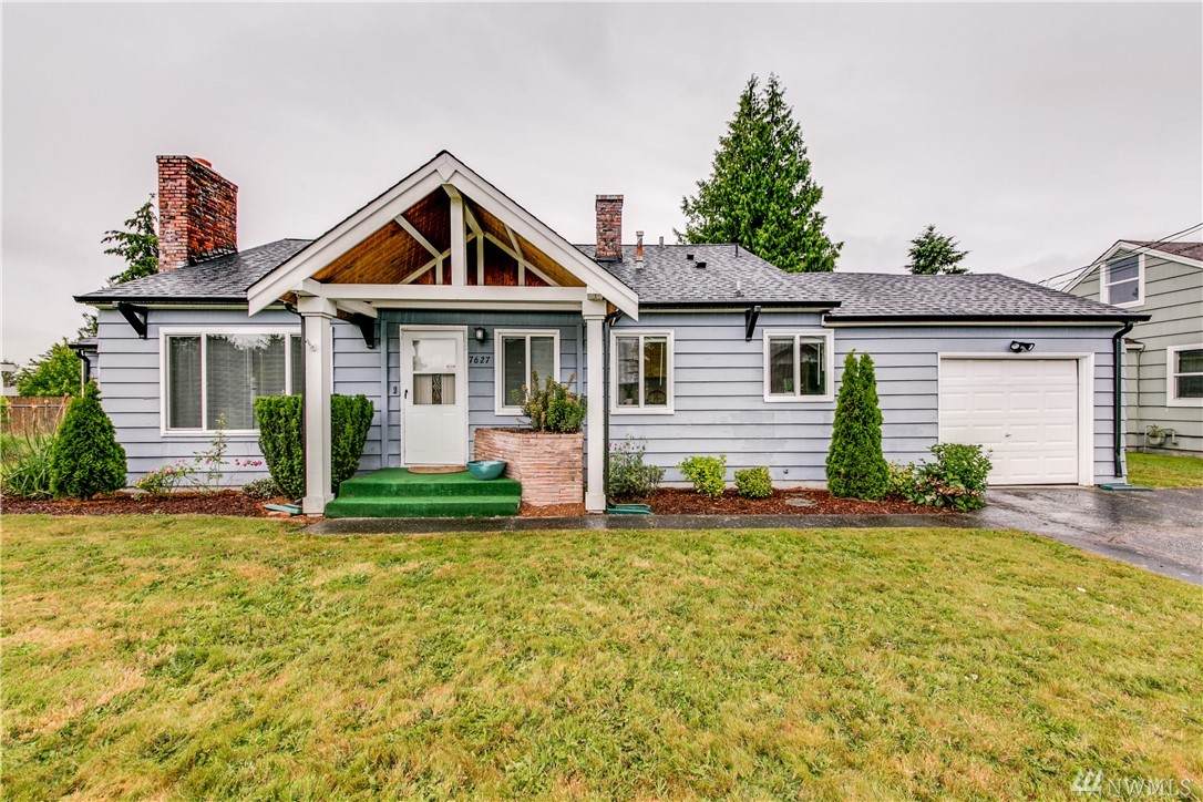 7627 Yakima Ave - Photo 1
