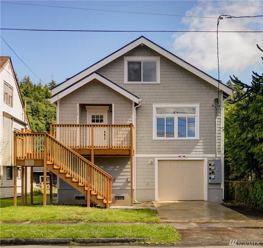 1219 2nd Street - Photo 1