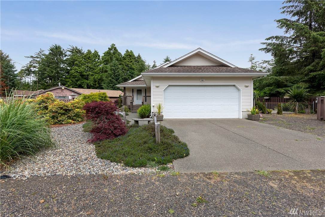 606 Woodland Loop - Photo 1