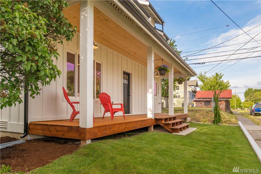 1315 17th St - Photo 1
