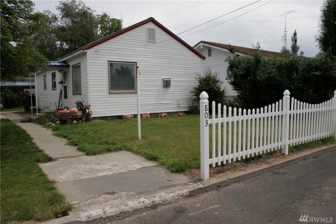 803 Washington Street - Photo 1