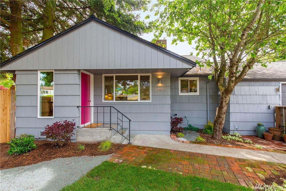 10753 28th Ave - Photo 1