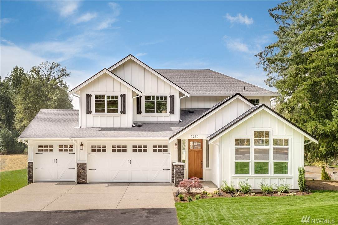 4714 144TH DRIVE SE - Photo 1