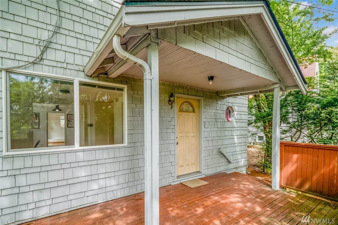 7411 9th Ave - Photo 1