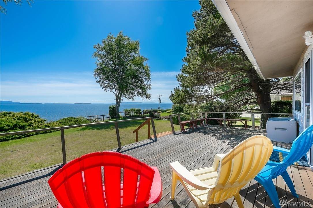 5517 Maple Way - Photo 1