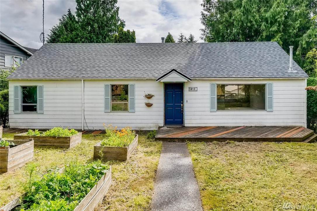 10220 38th Ave - Photo 1