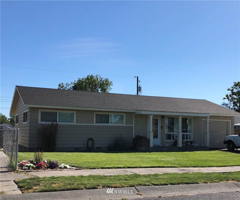 813 Catalpa Street - Photo 1