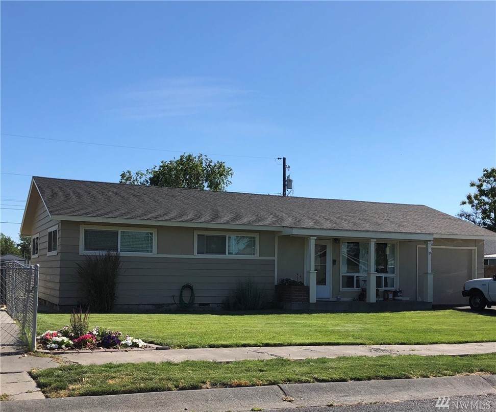 813 Catalpa Street - Photo 1