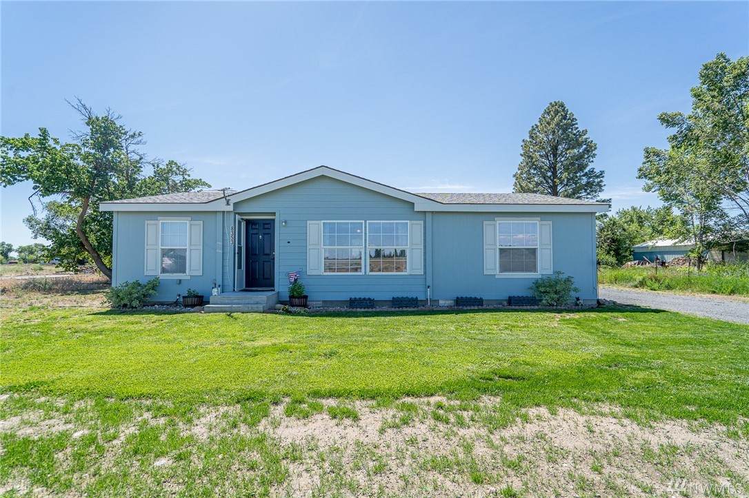 8353 Broad Street - Photo 1