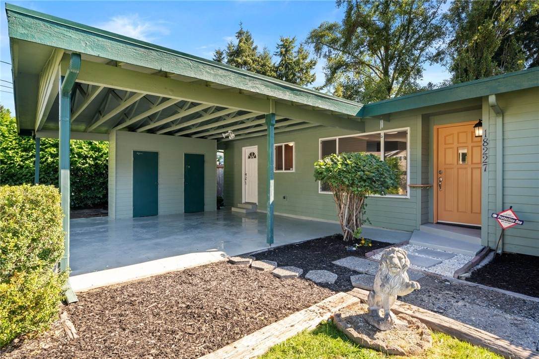 18227 73rd Avenue - Photo 1