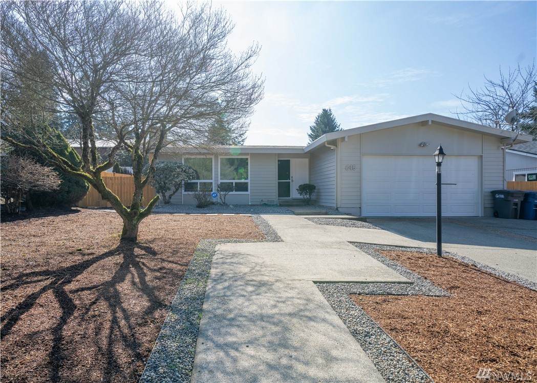 645 189th Street - Photo 1