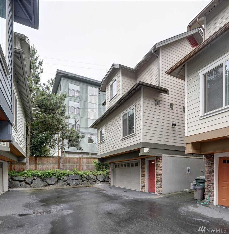 6712 198 Place - Photo 1