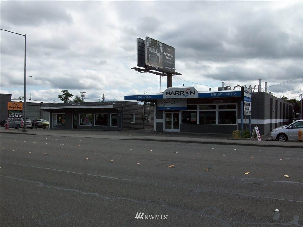 1062 State Avenue - Photo 1
