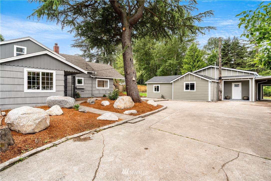 6627 118th Street - Photo 1
