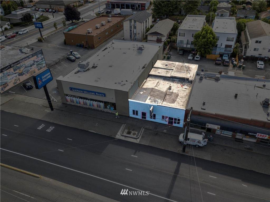 10338 Aurora Avenue - Photo 1