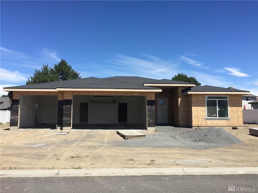 9366 Viewcrest Dr - Photo 1
