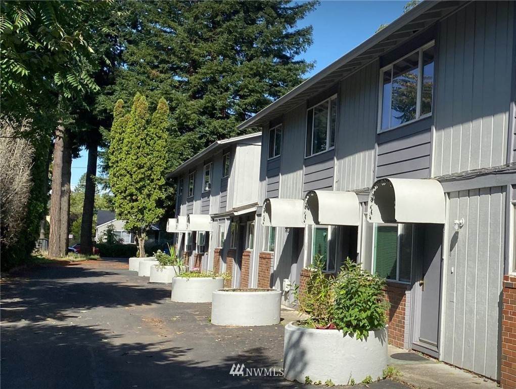 3323 21st Street - Photo 1