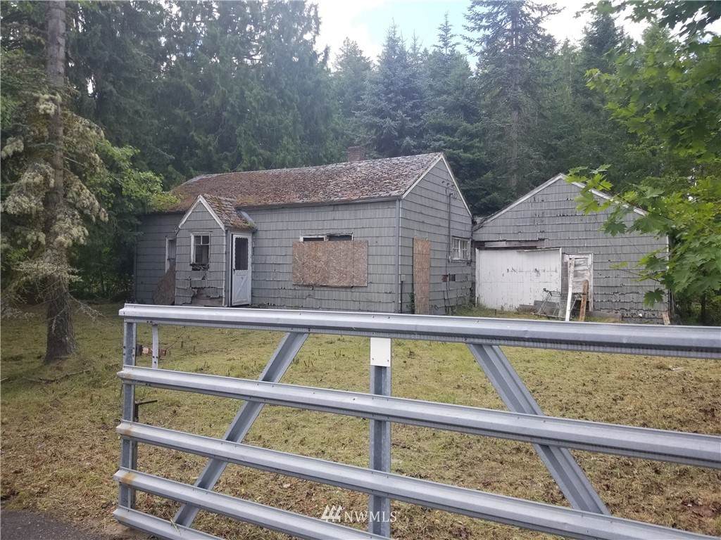 850 Eatonville Highway - Photo 1