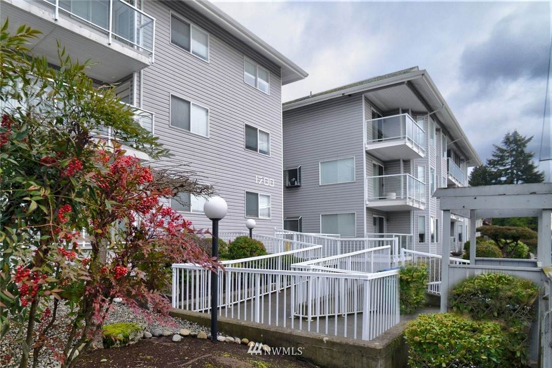 1700 12th Avenue - Photo 1