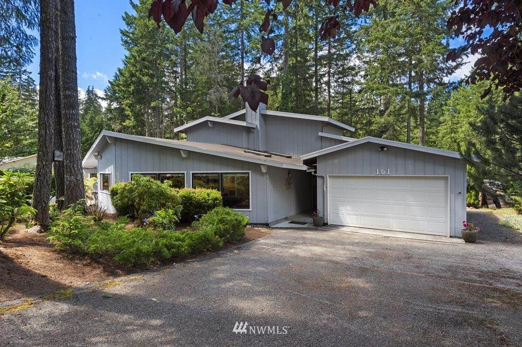 161 Country Club Drive - Photo 1