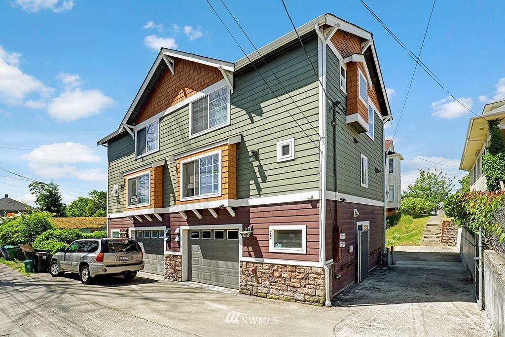 822 17th Avenue - Photo 1
