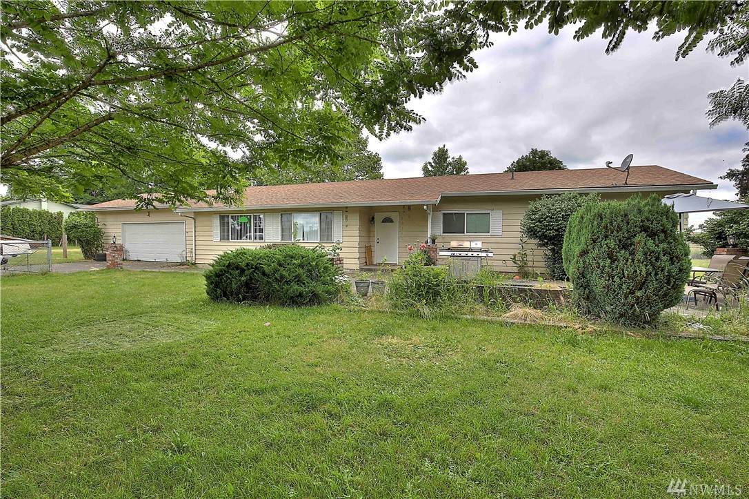 10143 Grove Rd - Photo 1