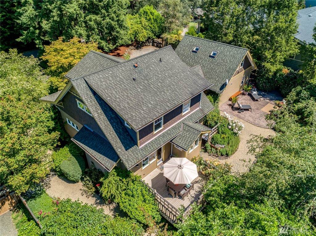 657 Annie Rose Lane - Photo 1