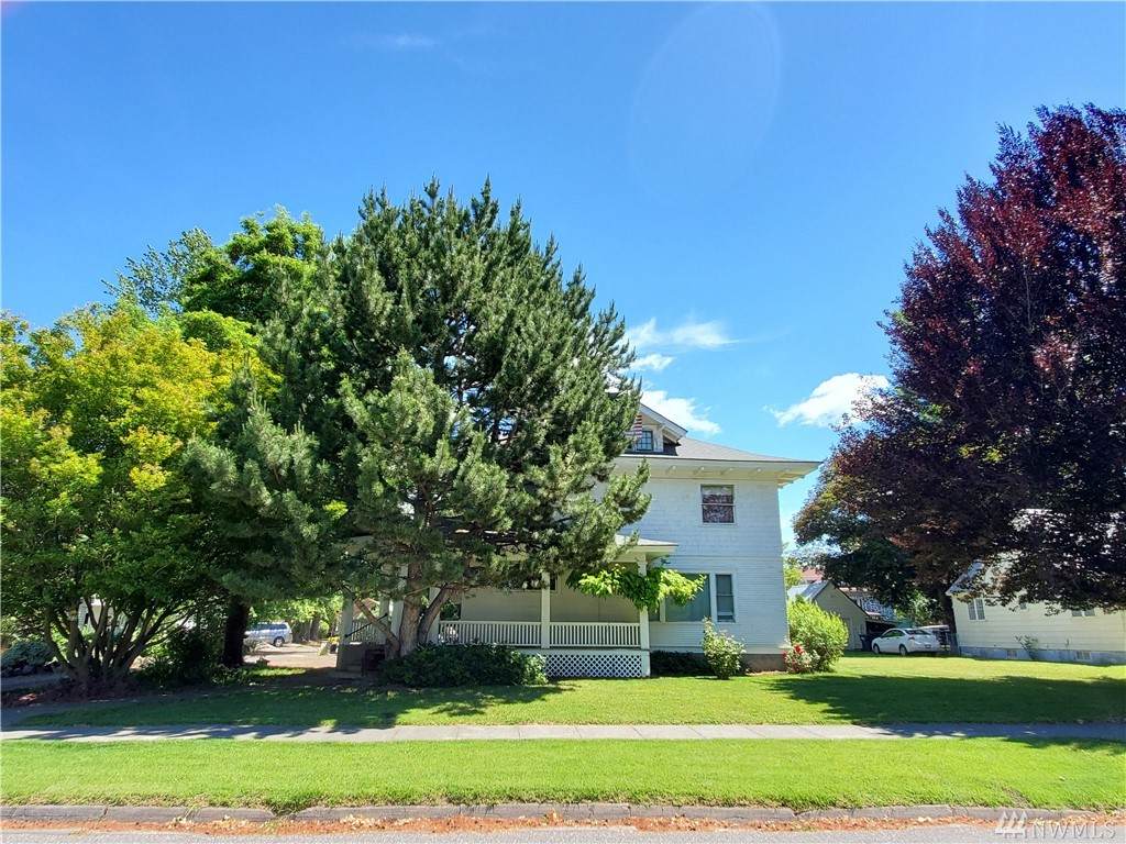 405 Main Street - Photo 1