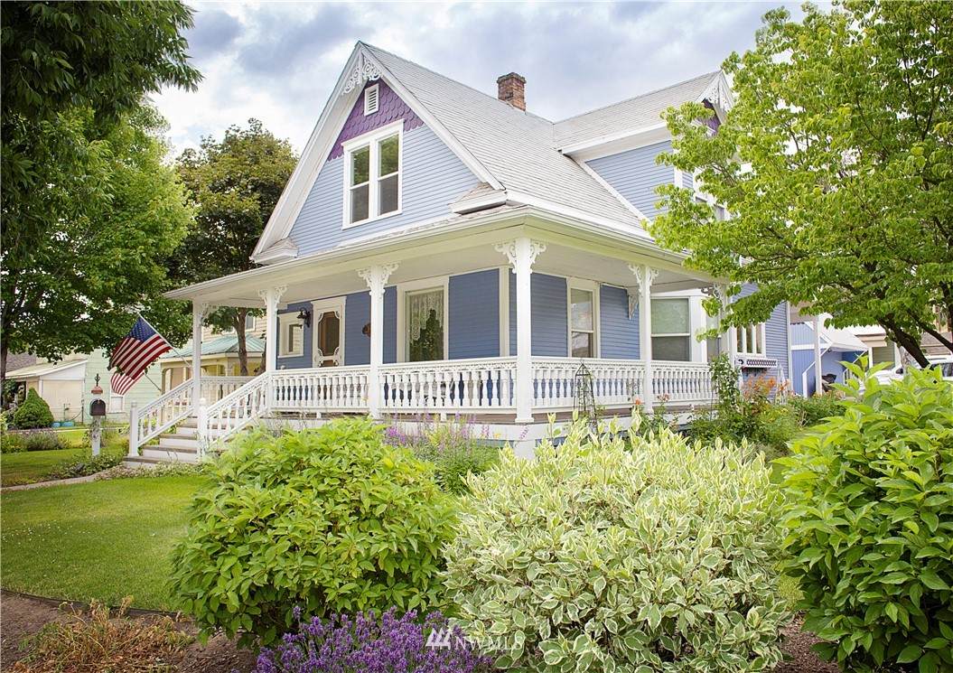 300 Cottage Avenue - Photo 1